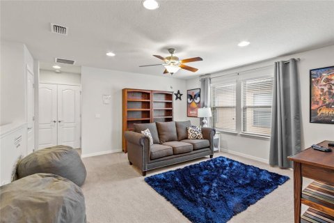 Villa ou maison à louer à Kissimmee, Floride: 5 chambres, 243.59 m2 № 1900818 - photo 13