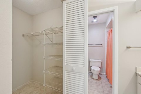 Condo in Bradenton, Florida, 2 bedrooms  № 1598437 - photo 17