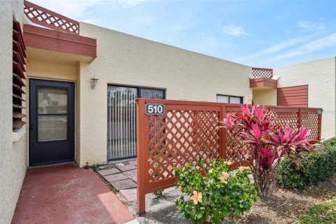 Condo in Bradenton, Florida, 2 bedrooms  № 1598437 - photo 1