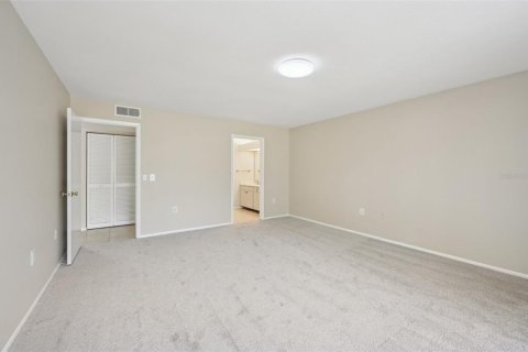 Condo in Bradenton, Florida, 2 bedrooms  № 1598437 - photo 12