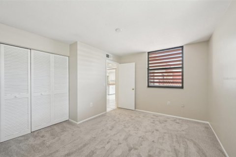 Condo in Bradenton, Florida, 2 bedrooms  № 1598437 - photo 20