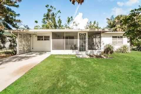 Villa ou maison à louer à Venice, Floride: 2 chambres, 104.05 m2 № 1810030 - photo 1