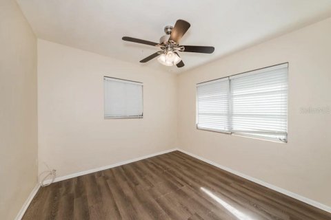 Villa ou maison à louer à Venice, Floride: 2 chambres, 104.05 m2 № 1810030 - photo 2
