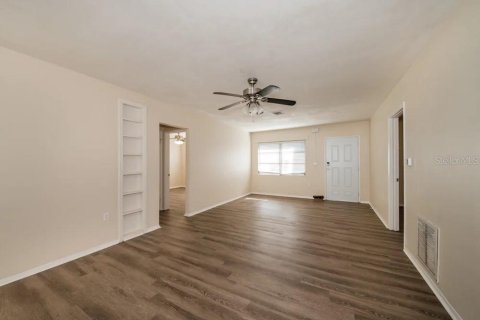 Villa ou maison à louer à Venice, Floride: 2 chambres, 104.05 m2 № 1810030 - photo 12