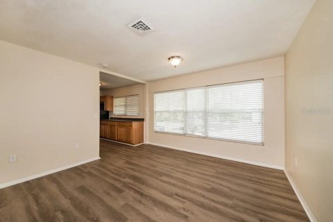 Villa ou maison à louer à Venice, Floride: 2 chambres, 104.05 m2 № 1810030 - photo 11