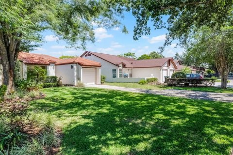 Villa ou maison à vendre à Winter Park, Floride: 2 chambres, 122.63 m2 № 1900760 - photo 2