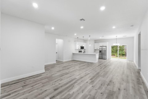 House in Citrus Springs, Florida 4 bedrooms, 170.29 sq.m. № 2234732 - photo 7