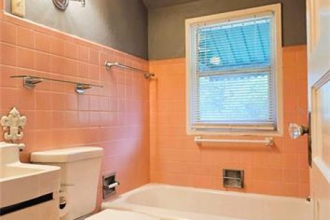 Снять в аренду квартиру в Лейк-Уэльс, Флорида 1 комната, 131.74м2, № 2198213 - фото 11