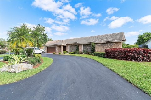 Casa en venta en Coral Springs, Florida, 4 dormitorios, 291.06 m2 № 1160542 - foto 1