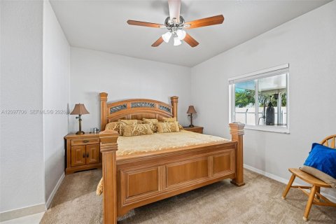 Villa ou maison à vendre à Homestead, Floride: 4 chambres, 148.36 m2 № 2399838 - photo 22