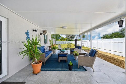 Villa ou maison à vendre à Homestead, Floride: 4 chambres, 148.36 m2 № 2399838 - photo 26