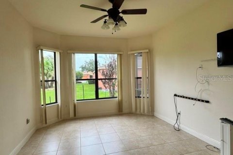 Casa en venta en Poinciana, Florida, 2 dormitorios, 179.77 m2 № 2314212 - foto 9