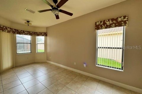 Casa en venta en Poinciana, Florida, 2 dormitorios, 179.77 m2 № 2314212 - foto 11