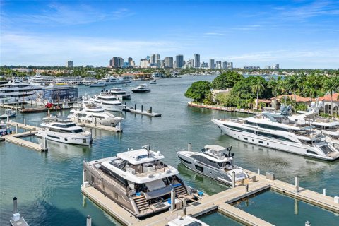 Condo in Fort Lauderdale, Florida, 3 bedrooms  № 2081900 - photo 30