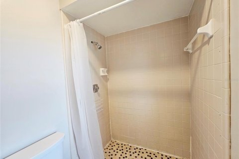 Casa en alquiler en Orlando, Florida, 3 dormitorios, 164.9 m2 № 1918133 - foto 12