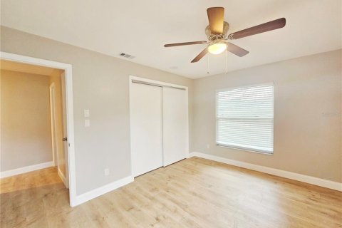 Casa en alquiler en Orlando, Florida, 3 dormitorios, 164.9 m2 № 1918133 - foto 18