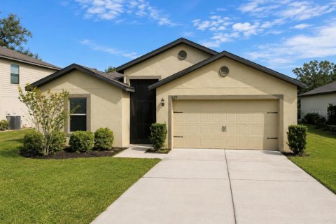 Villa ou maison à Brooksville, Floride 5 chambres, 184.5 m2 № 2435189