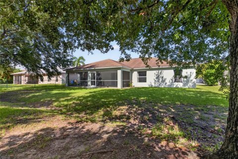 House in Fort Myers, Florida 3 bedrooms, 185.15 sq.m. № 2200752 - photo 25