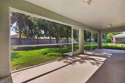 House in Fort Myers, Florida 3 bedrooms, 185.15 sq.m. № 2200752 - photo 29