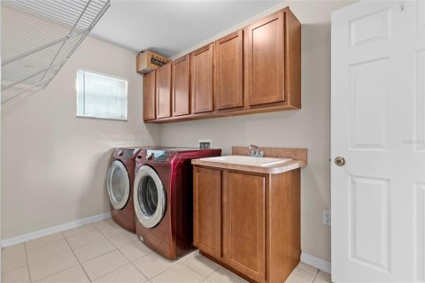 House in Fort Myers, Florida 3 bedrooms, 185.15 sq.m. № 2200752 - photo 28
