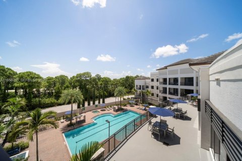 Apartamento en alquiler en Palm Beach Gardens, Florida, 2 dormitorios, 131.46 m2 № 2017517 - foto 7