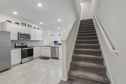 Touwnhouse à vendre à Wesley Chapel, Floride: 2 chambres, 134.8 m2 № 2137532 - photo 4