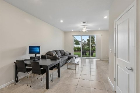 Touwnhouse à vendre à Wesley Chapel, Floride: 2 chambres, 134.8 m2 № 2137532 - photo 8