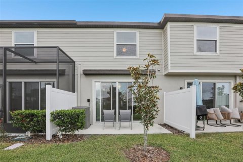 Touwnhouse à vendre à Wesley Chapel, Floride: 2 chambres, 134.8 m2 № 2137532 - photo 17