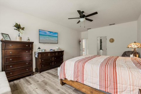 Casa en venta en Orlando, Florida, 4 dormitorios, 302.95 m2 № 1835042 - foto 16