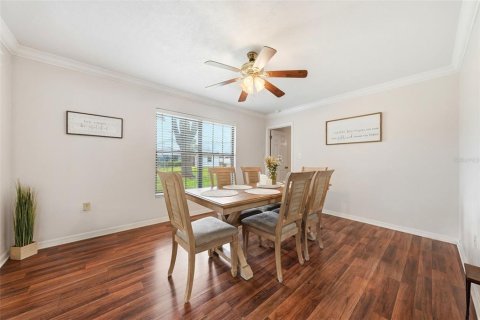 House in Tavares, Florida 2 bedrooms, 169.64 sq.m. № 2201986 - photo 11