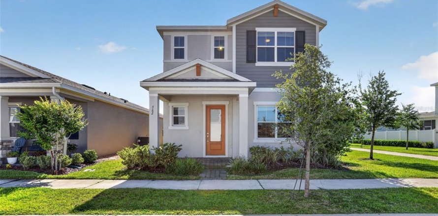 House in DeBary, Florida 4 bedrooms, 232.26 sq.m. № 2222900
