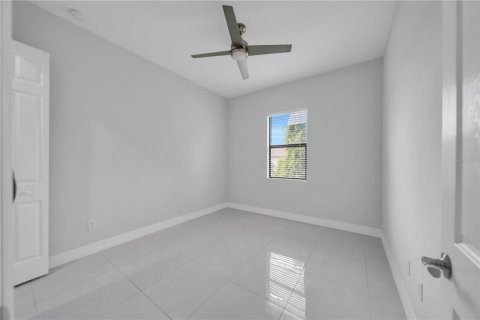 Villa ou maison à vendre à Lehigh Acres, Floride: 3 chambres, 157.75 m2 № 2283381 - photo 27