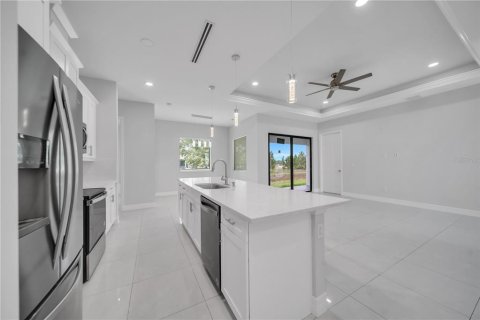 Villa ou maison à vendre à Lehigh Acres, Floride: 3 chambres, 157.75 m2 № 2283381 - photo 13