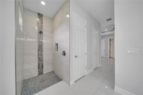 Villa ou maison à vendre à Lehigh Acres, Floride: 3 chambres, 157.75 m2 № 2283381 - photo 24