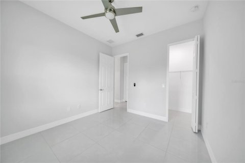 Villa ou maison à vendre à Lehigh Acres, Floride: 3 chambres, 157.75 m2 № 2283381 - photo 28