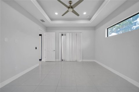 Villa ou maison à vendre à Lehigh Acres, Floride: 3 chambres, 157.75 m2 № 2283381 - photo 20