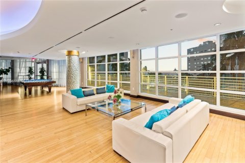 Copropriété à vendre à Miami, Floride: 1 chambre, 90.86 m2 № 2045857 - photo 18