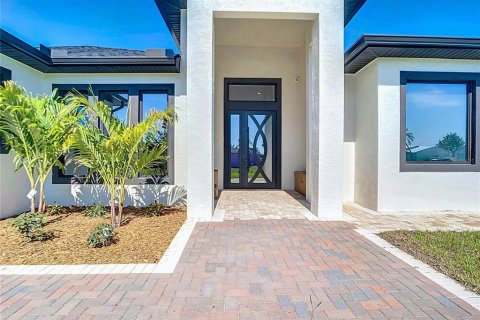 House in Englewood, Florida 3 bedrooms, 199.74 sq.m. № 1736325 - photo 3