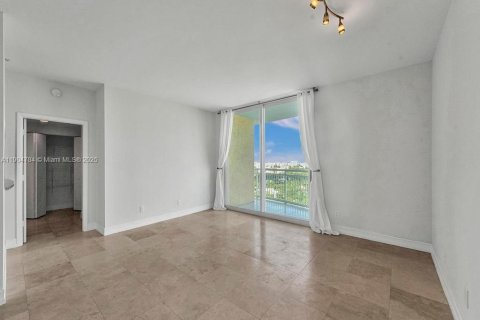 Condominio en alquiler en Miami, Florida, 2 dormitorios, 104.05 m2 № 1956516 - foto 9