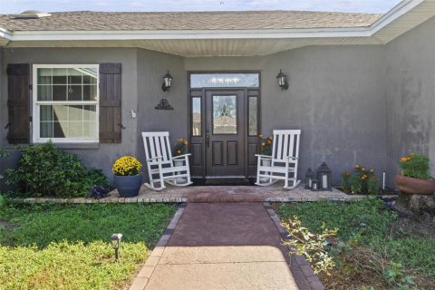 House in Lakeland, Florida 4 bedrooms, 256.6 sq.m. № 2418684 - photo 8