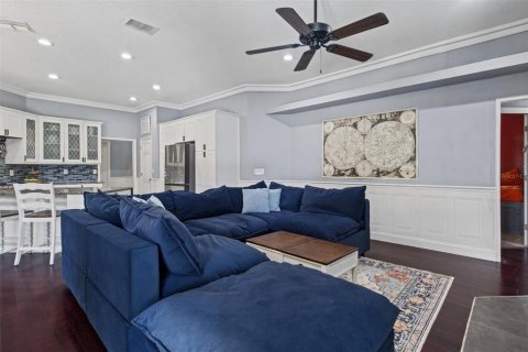 House in Lakeland, Florida 4 bedrooms, 256.6 sq.m. № 2418684 - photo 25