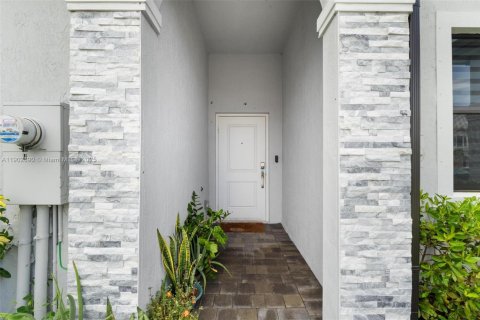 Adosado en venta en Homestead, Florida, 3 dormitorios, 123.37 m2 № 1966186 - foto 15