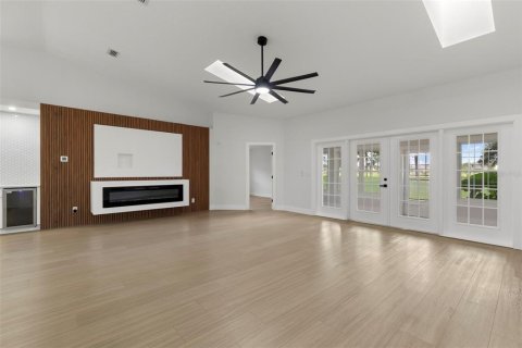 Casa en venta en Zephyrhills, Florida, 2 dormitorios, 159.05 m2 № 1831813 - foto 9