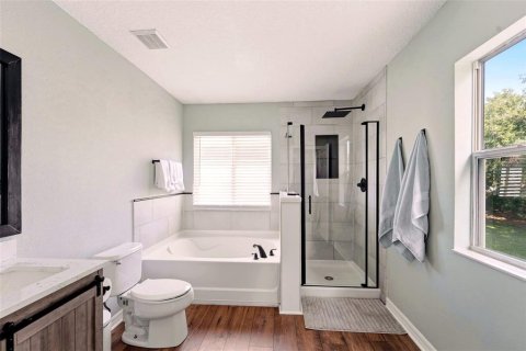 Casa en venta en Orlando, Florida, 5 dormitorios, 306.39 m2 № 2221474 - foto 29