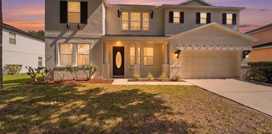 Casa en Orlando, Florida 5 dormitorios, 306.39 m2 № 2221474