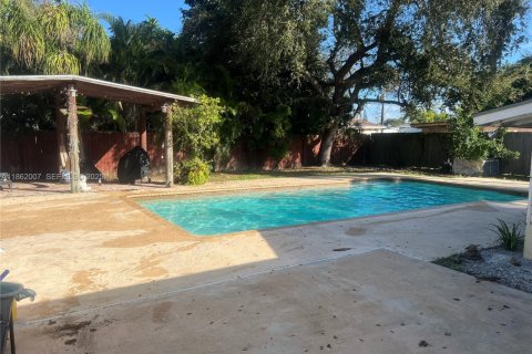 Купить виллу или дом в Майами, Флорида 3 спальни, 130.43м2, № 1991609 - фото 5