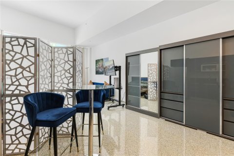 Condominio en venta en Miami, Florida, 47.01 m2 № 1825873 - foto 14