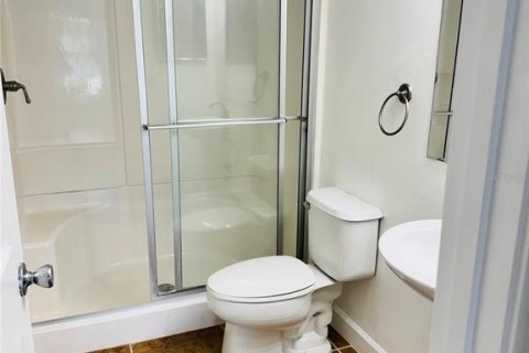 Condo in Orlando, Florida, 2 bedrooms  № 2227106 - photo 19
