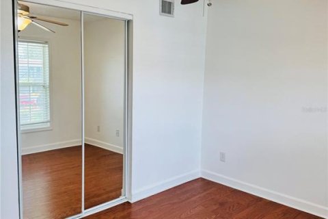 Condo in Orlando, Florida, 2 bedrooms  № 2227106 - photo 12