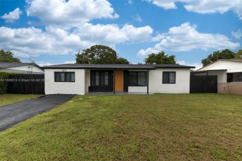 Villa ou maison à vendre à Lauderhill, Floride: 4 chambres, 129.04 m2 № 1947340 - photo 23